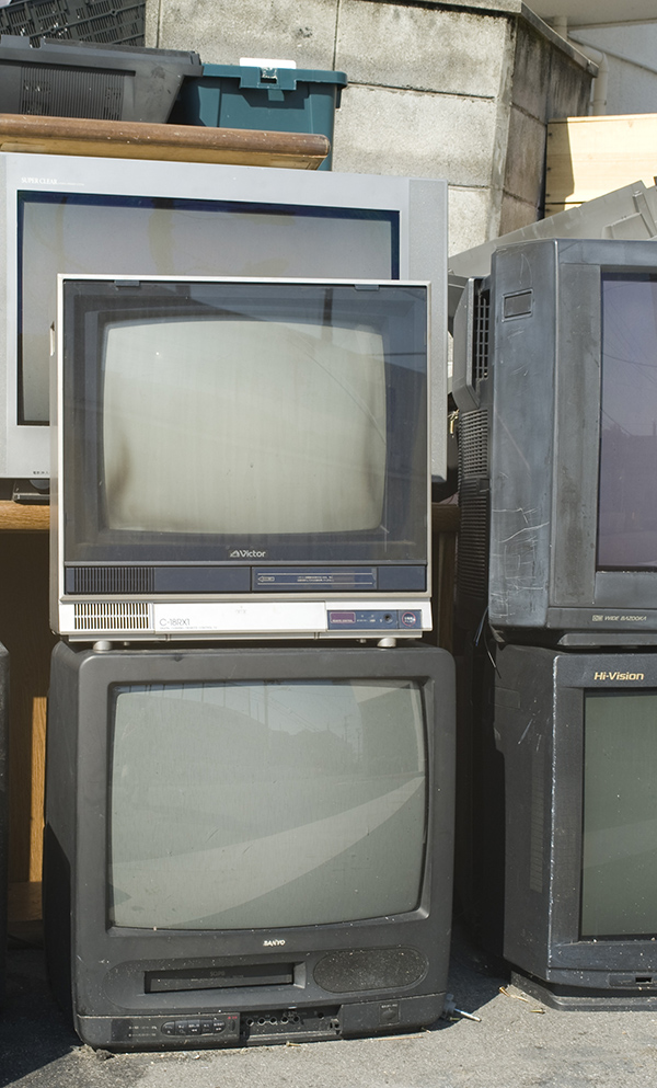 ブラン管テレビを改造する